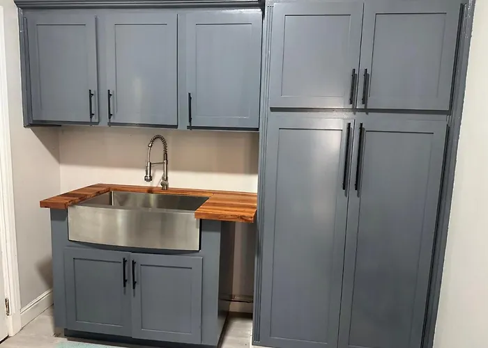 Serenity Cove-2 Bedroom Townhome Apartment *