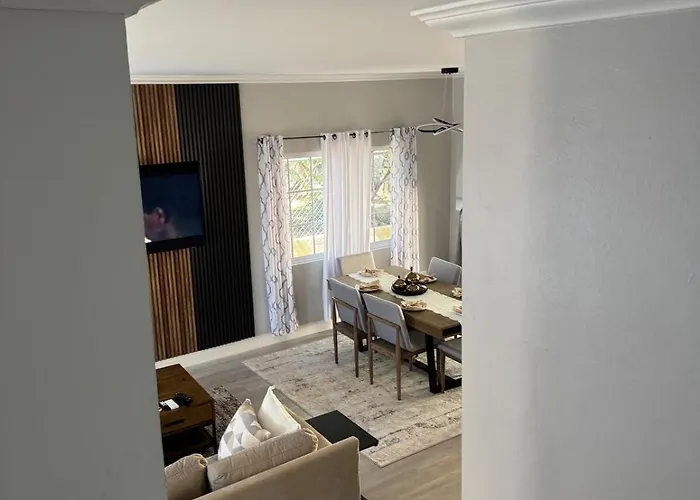 Serenity Cove-2 Bedroom Townhome Apartment *