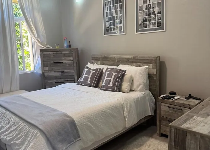 Serenity Cove-2 Bedroom Townhome Apartment