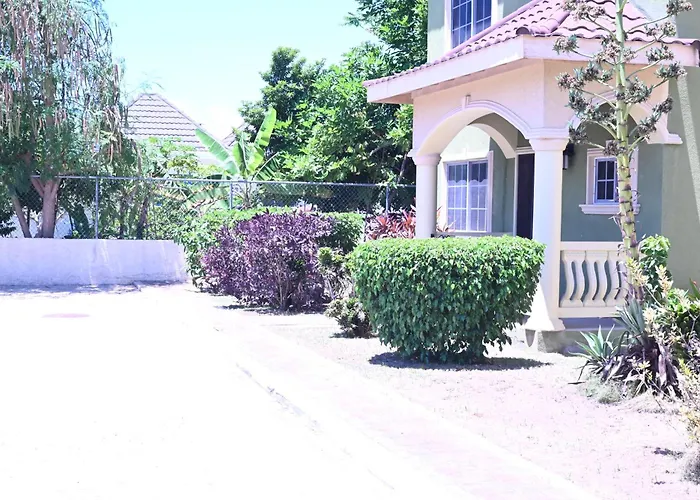 Serenity Cove-2 Bedroom Townhome Apartment