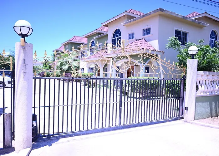 Serenity Cove-2 Bedroom Townhome Apartment